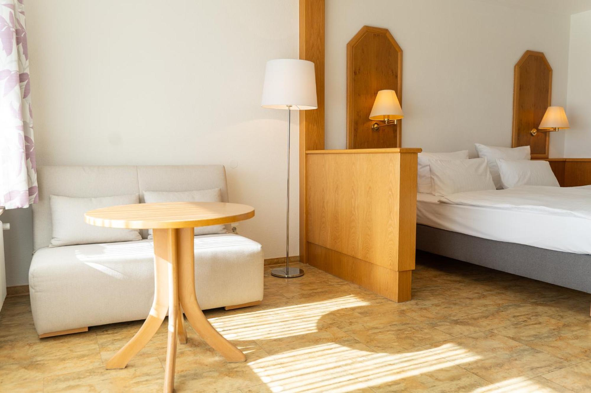 Hotel Bergschloesschen Зиммерн Экстерьер фото